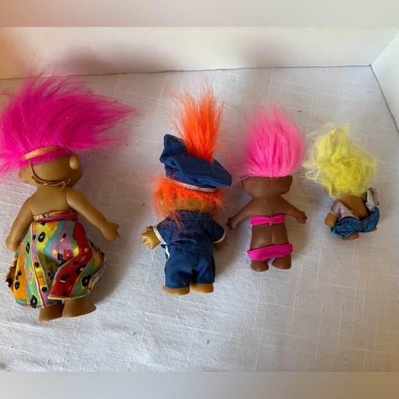 Russ Vintage Colorful Troll Dolls Set of 4 1980s Toys Dolls Police Beach - Picture 3 of 12